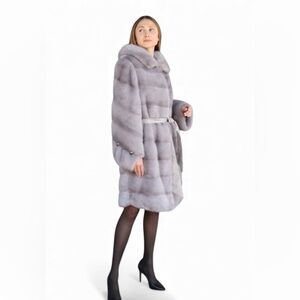 NWOT Luxurious Silver Mink Fur Coat with Hood & Belt – Saga Furs